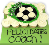 Pastel de Quecos con Dibujo Soccer