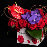 Kiss Box Roses Medium